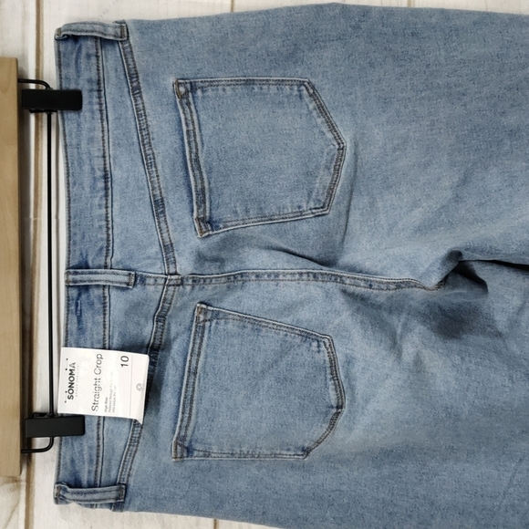 sonoma High Rise Straight Crop Jeans Lighter Wash, Size 10 - Picture 7 of 13